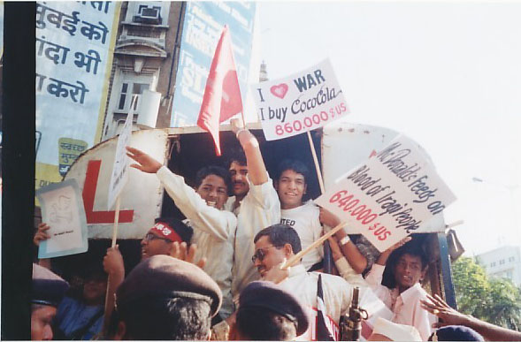 Even after the protesters were arrested, they kept on shouting the slogans.
