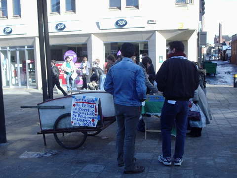 free shop - setting up