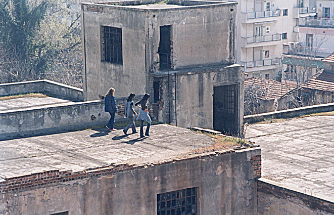 A squat is being set up in Ifanet industry (thessaloniki)