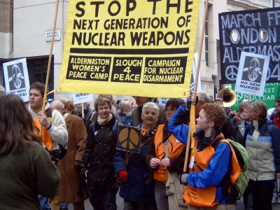 Aldermaston 2004 pic1