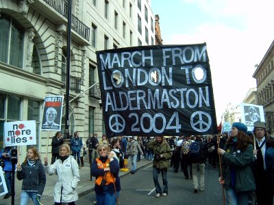 Aldermaston 2004 pic2