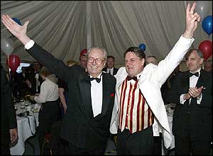 Fascist Pigs Together!