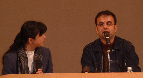 Iraqi labor union leader Aso Jabbar (right) and interpreter Reiko Watanabe.