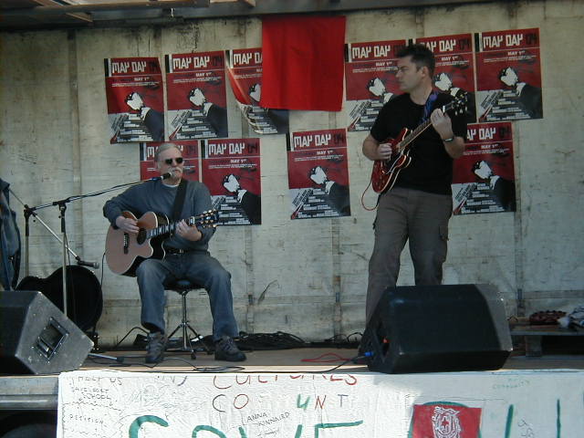 Edinburgh blues singer Tam White (left) entertains the crowd.