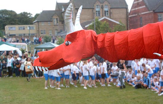 A big dragon wandered around the festival