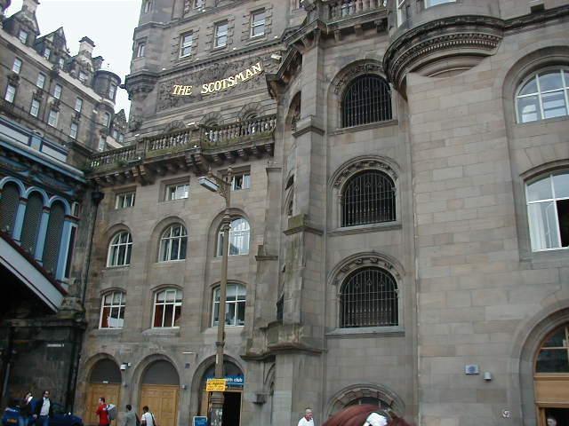 Stairs leading from Market Street to the North Bridge.