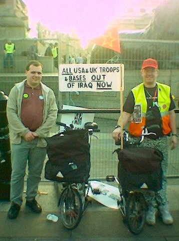 Brompton T5 folding bike owners called Tim against the war drive