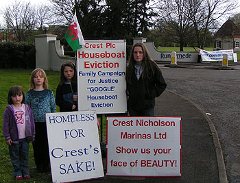 Crest Nicholson Penarth Marina Houseboat Evicted Children Protest Crest AGM 2005