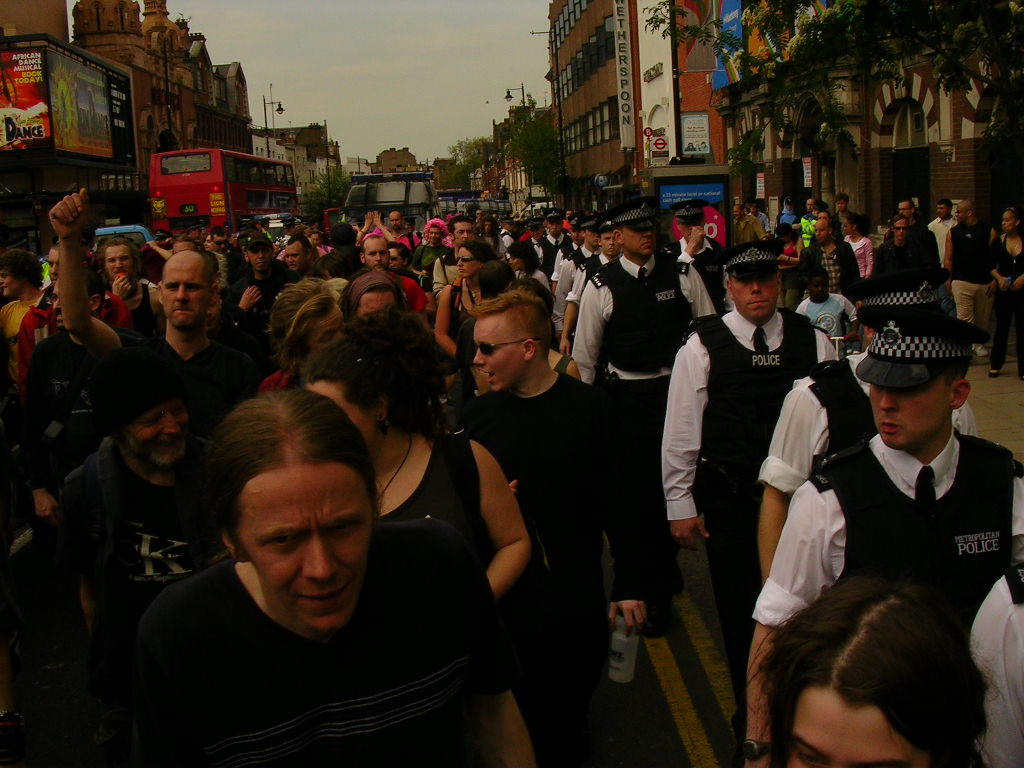 Police "escort" Protestors up to London Fields