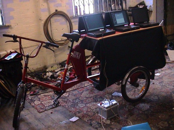 Table module with six web terminals