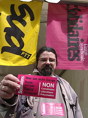 Vive le RMT! French rail workers say NON.