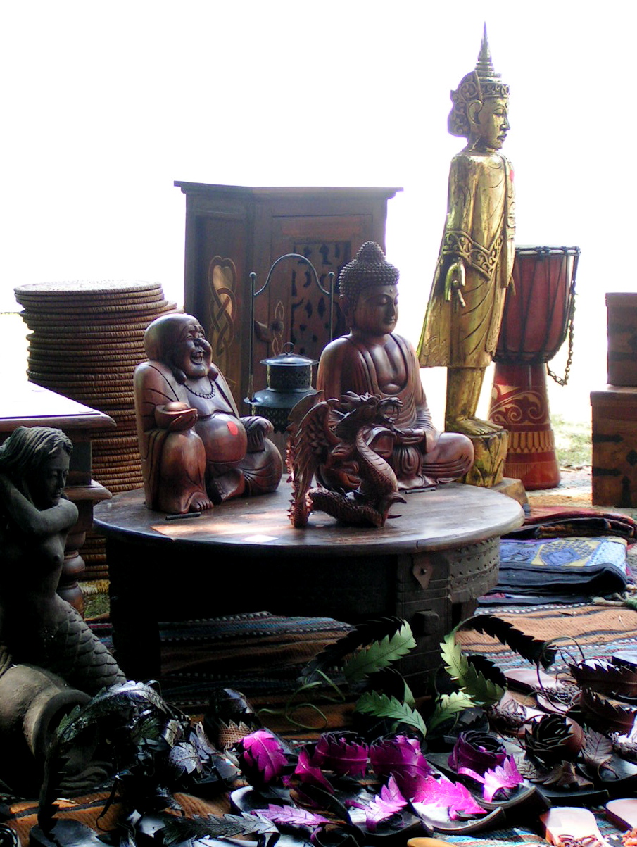 Shops - ethnic figures