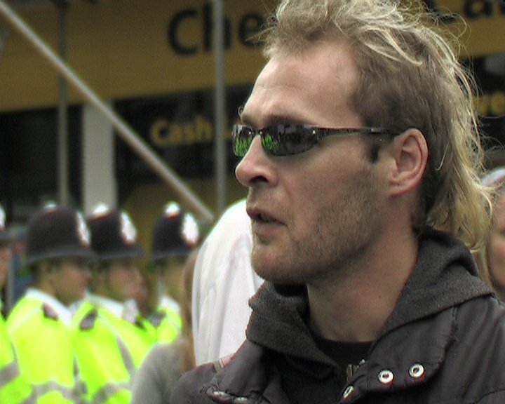 attack of the cloned policemen