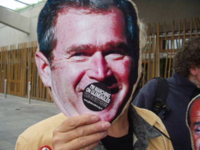 Bush announces his intention to march at Gleneagles.