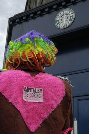 Starbucks even provided water to the thirsty troops