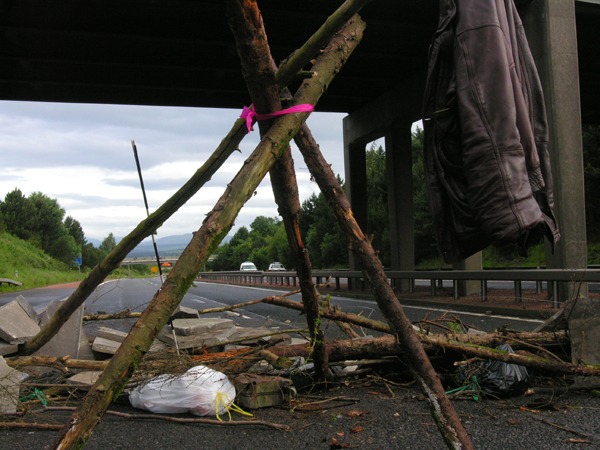 A road blockade on the M9
