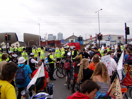16 silvertown police block