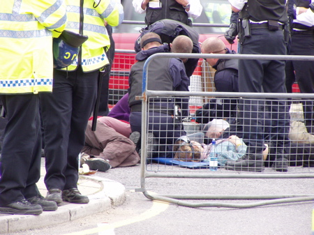 17 silvertown lock on