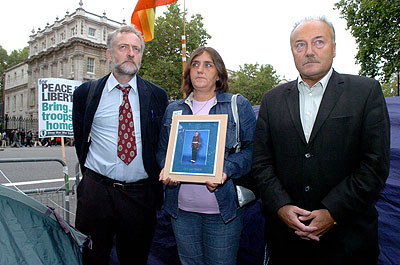 Rose Gentle is joined by anti war MPs.