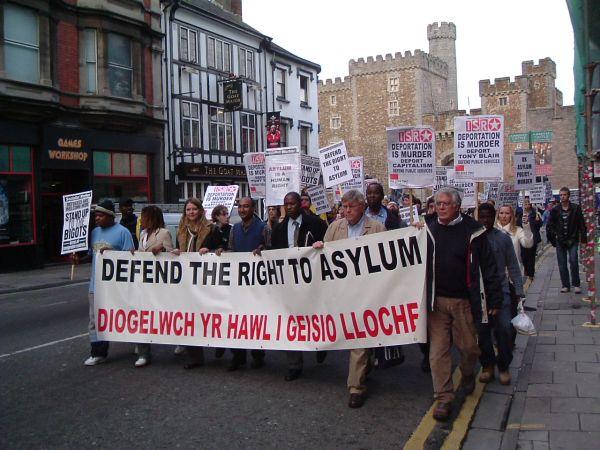 Asylum protesters liven up Cardiff