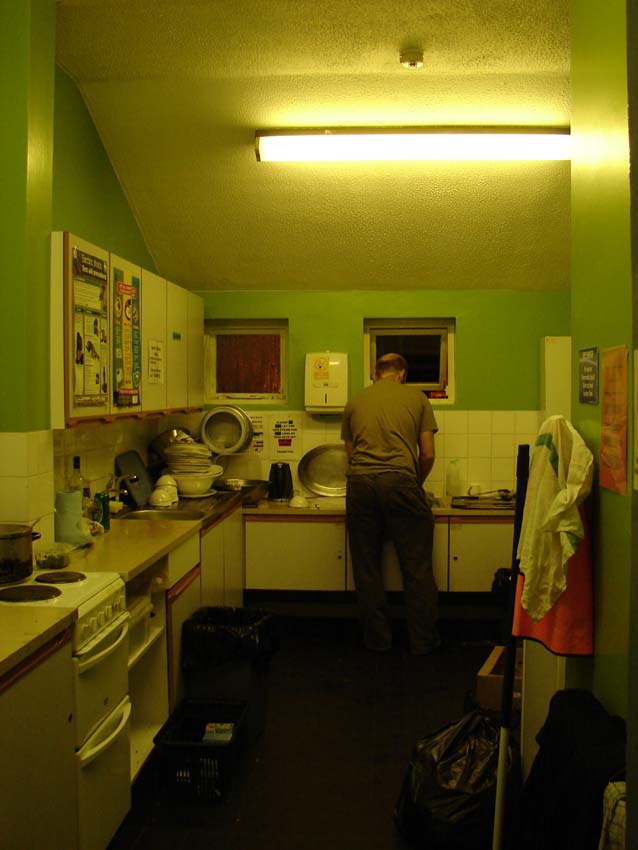 Hard working anarcho-washer-upper