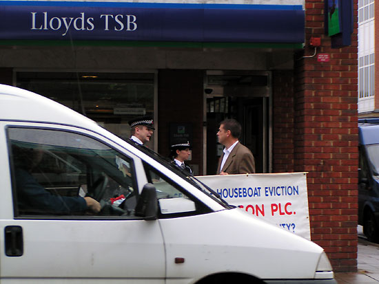 Lloyds TSB Surrey Police Houseboat Eviction