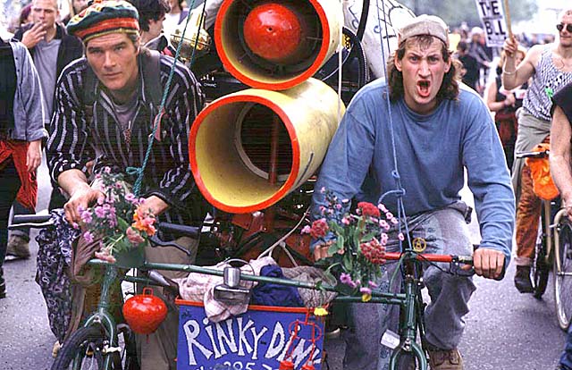 Rink Y Dink - an earlier example in Hyde Park, CJA Demos