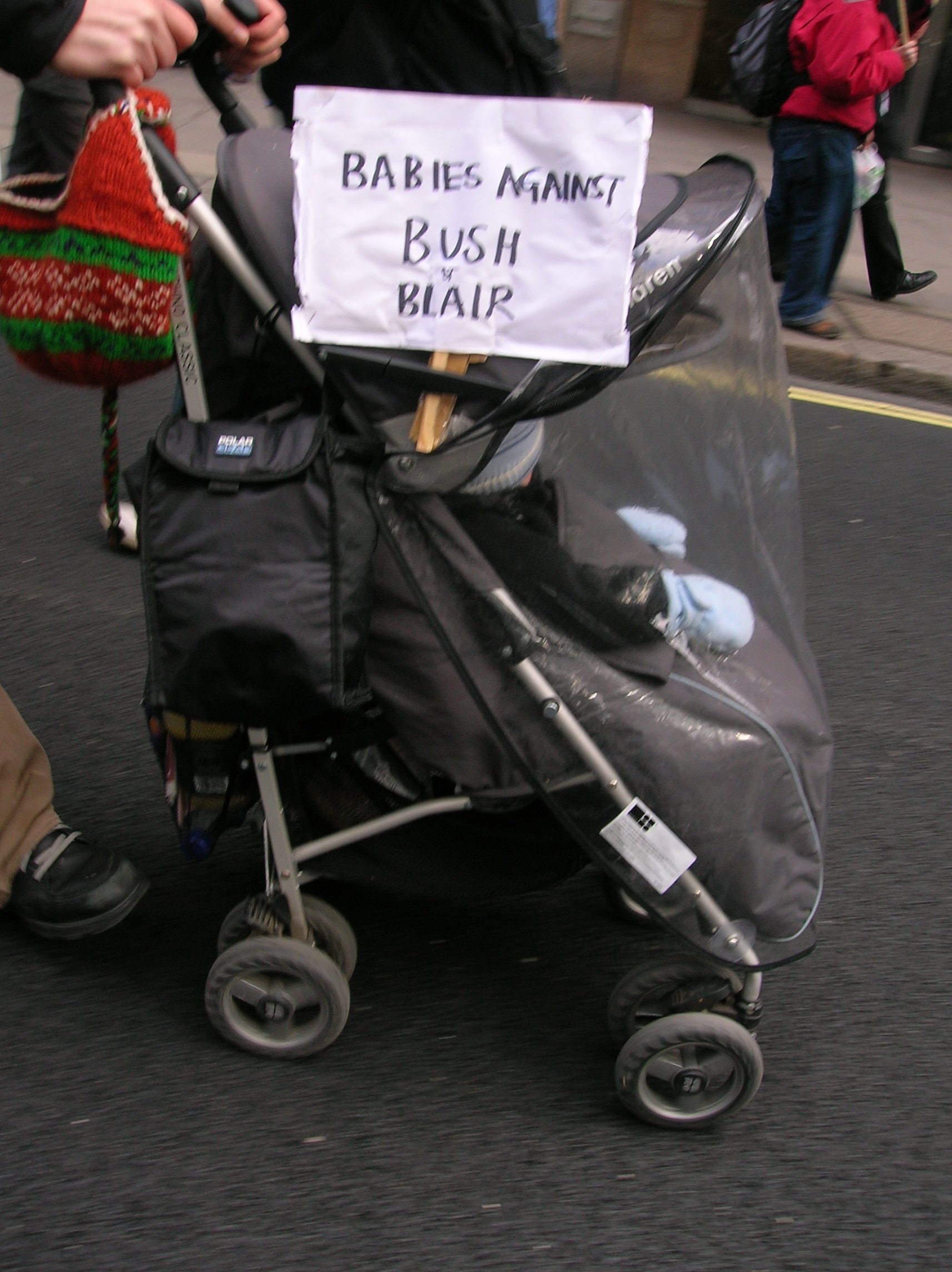 Babies against Bush and Bliar