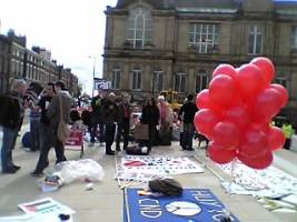 Protestors on Hope Street outside LIPA