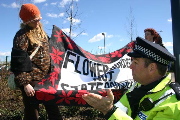 Flower borders not State Borders - clearly the Officer isn't a fan of the idea