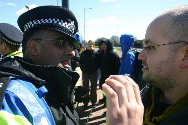 Police harrassing a digital photographer