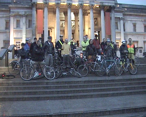 Line-up after the ride.