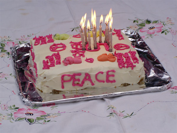 5th anniversary peace cake