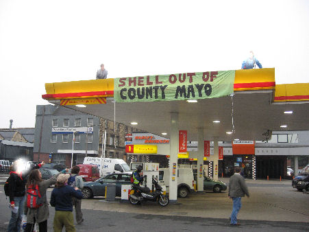 Fiddling on the roof