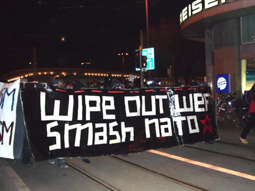 demonstration aginst the wef in zurich (2002)