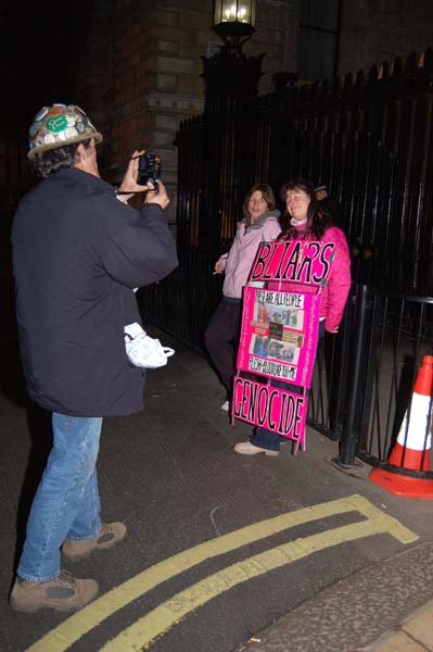 Credit: Marc Vallée, 2006. - www.protestphoto.co.uk