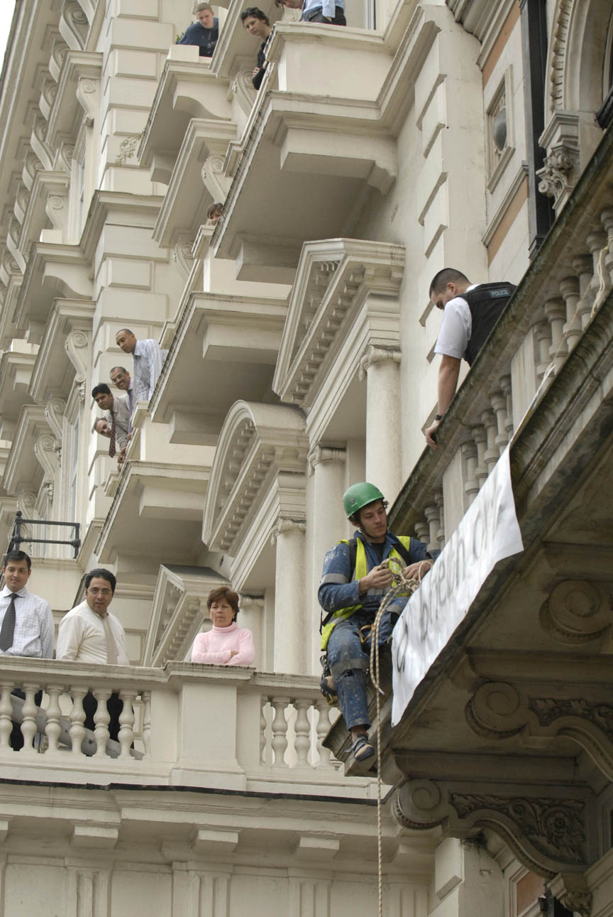 Rope access and samba prove to be popular with onlookers