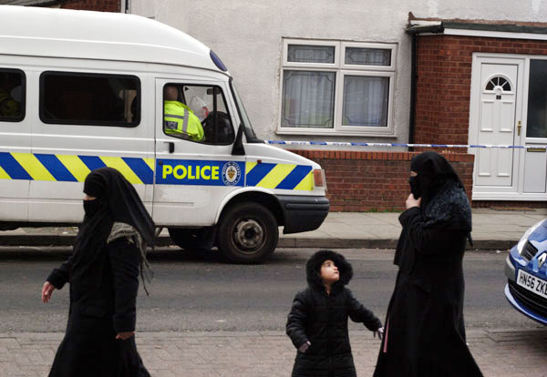 Residents running the gauntlet as they do the school run 24 Popular Rd