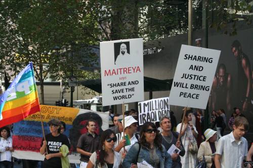 Melbourne Noisy antiwar protest