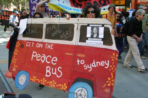 Melbourne Noisy antiwar protest