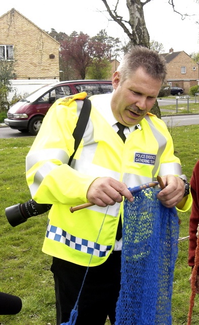 evidence collector learns the addictive nature of knitting