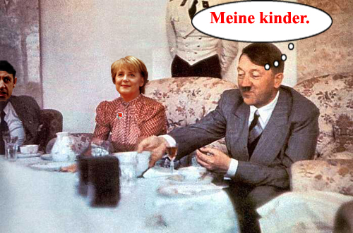 Sarkozy+Merkel+Hitler3