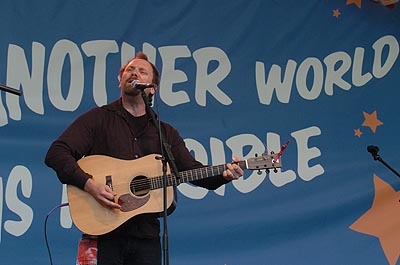 The talented Mr Rovics.