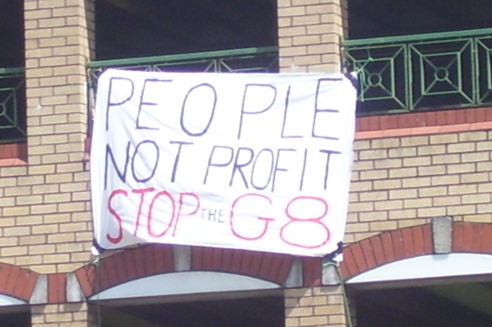 Banner drop- city centre