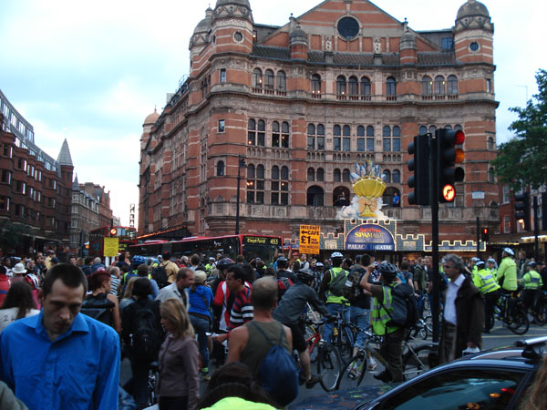 Stopping at Cambridge Circus