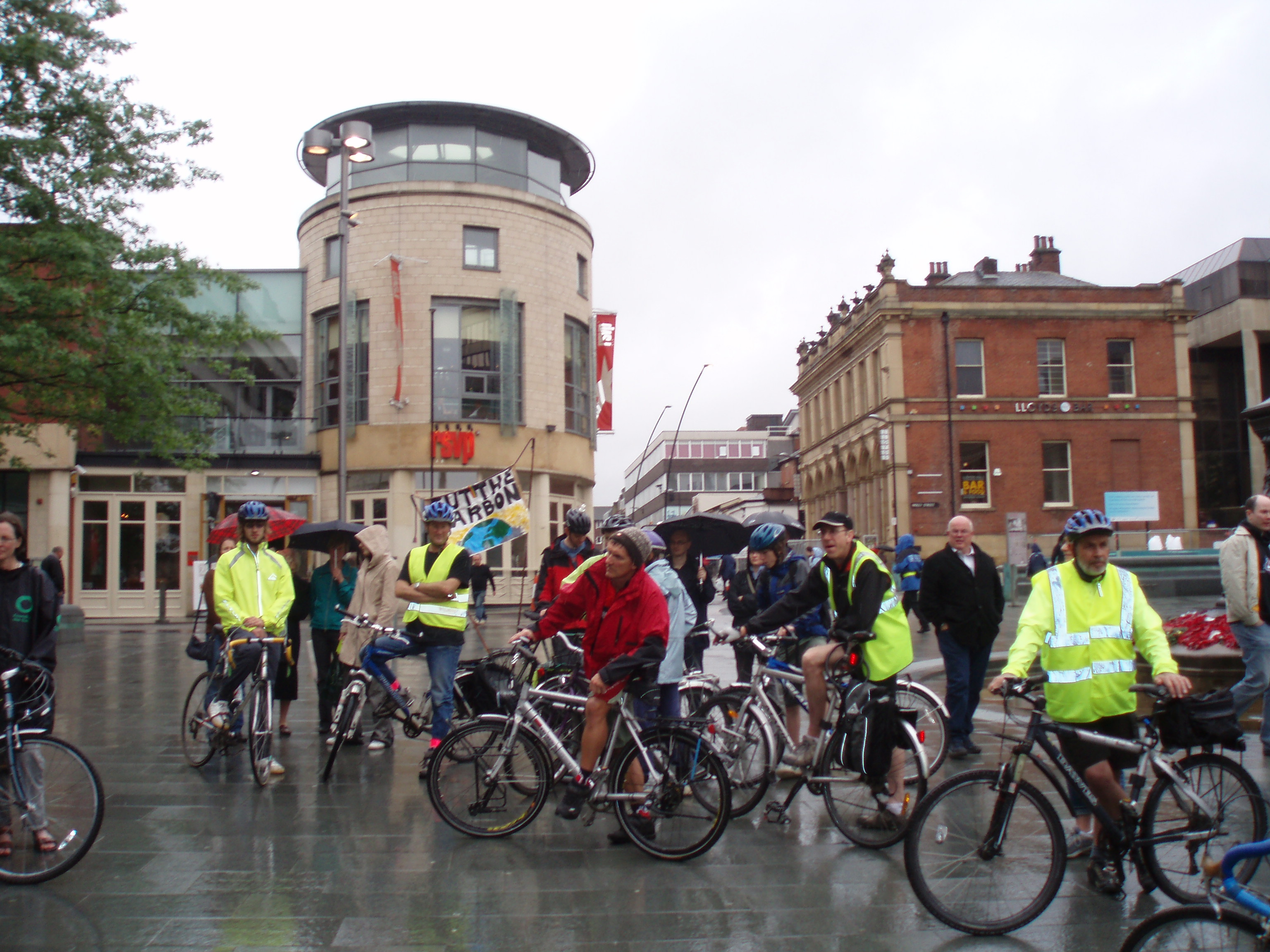 After the Cyclecade - in Barkers Pool