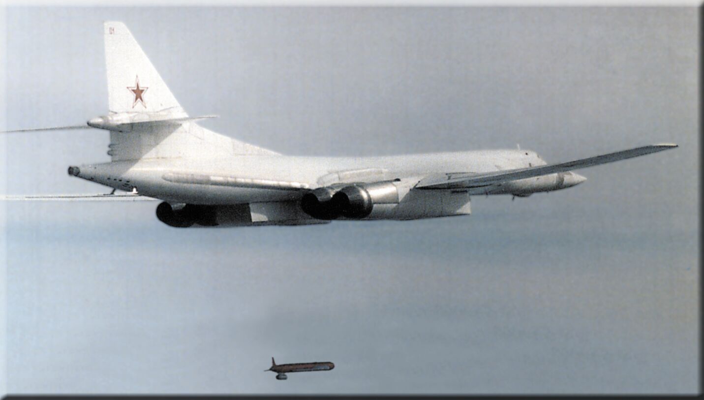 one of the latest Russian superssonic bombers does its business