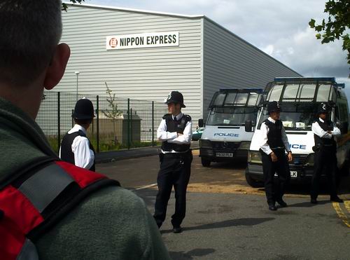 More solidarity: Nippon and Cops