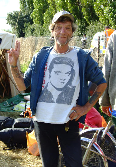 Morrisey t-shirt to remember 30th anniversary of Elvis's death