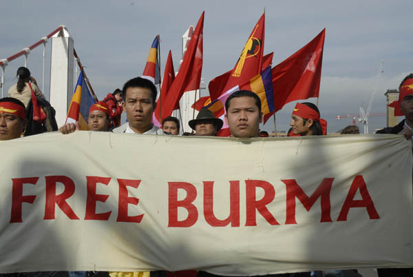 The march over Chelsea Bridge